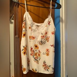Socialite floral lace trimmed cami